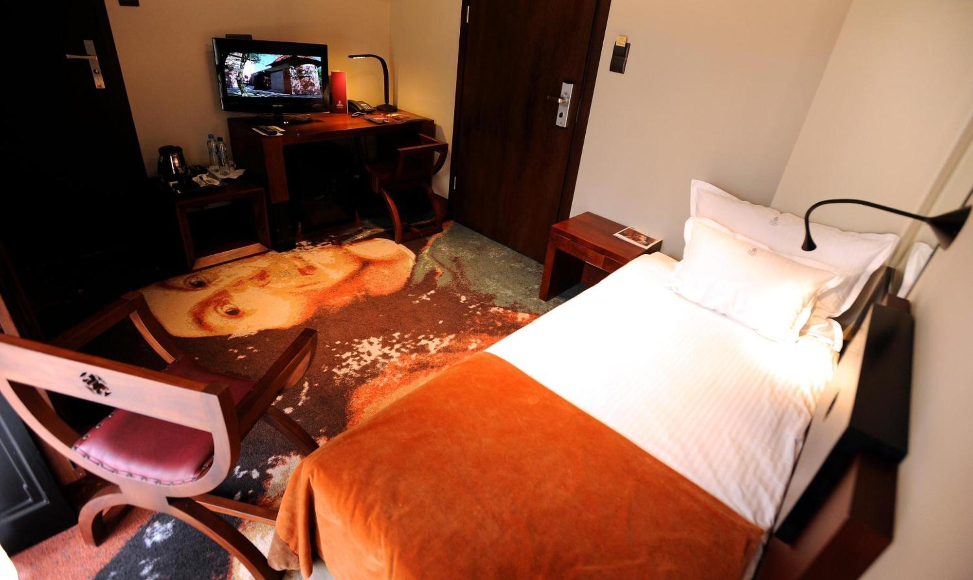 Hotel Krasicki Lidzbark Warminski Room photo